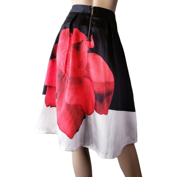 Color Block Floral Red, Black & White Faille Skirt - Picture 7 of 8